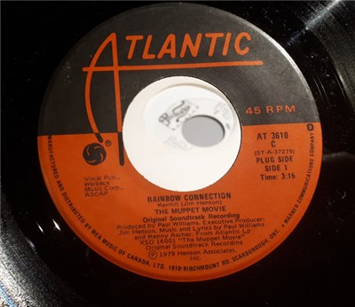 Kermit, Rowlf, Jim Henson - Rainbow Connection download mp3 flac