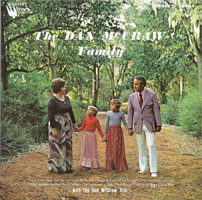 The Dan McCraw Family With The Dan McCraw Trio - The Dan McCraw Family With The Dan McCraw Trio download mp3 flac