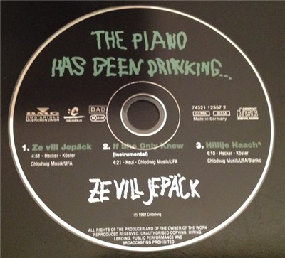 The Piano Has Been Drinking... - Ze vill Jepäck download mp3 flac