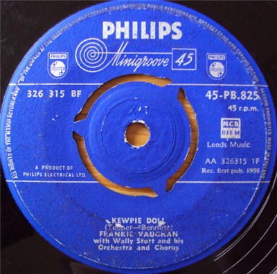 Frankie Vaughan - Kewpie Doll / So Many Women download mp3 flac