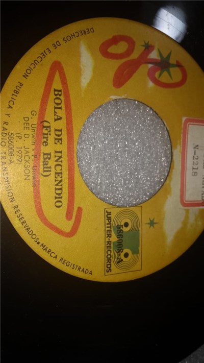 Dee D. Jackson - Bola De Incendio / Descendiendo Del Espacio download mp3 flac