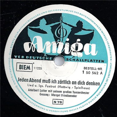 Adalbert Lutter Mit Seinem Großen Tanzorchester, Margot Friedlaender - Jeden Abend Muß Ich Zärtlich An Dich Denken / Der Mond Hält Seine Wacht download mp3 flac