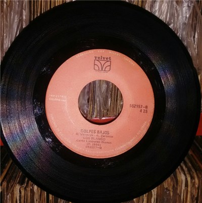 Los Blancos De Venezuela - Golpes Bajos download mp3 flac