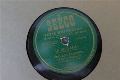 Trio Los Panchos - Ladrona De Besos / La Guayabita download mp3 flac