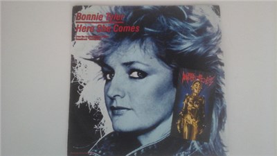 Bonnie Tyler - Here She Comes download mp3 flac