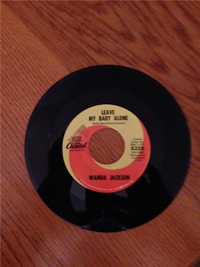 Wanda Jackson - I'm Mad At Me / Leave My Baby Alone download mp3 flac