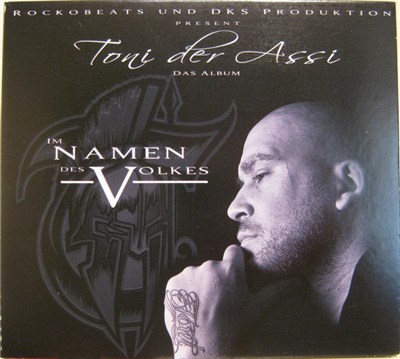 Toni Der Assi - Im Namen Des Volkes download mp3 flac