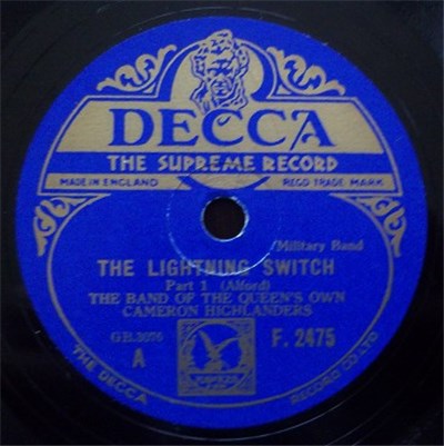 The Queen's Own Cameron Highlanders - The Lightning Switch download mp3 flac