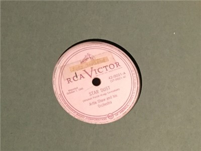 Artie Shaw And His Orchestra - Star Dust / Dancing In The Dark download mp3 flac