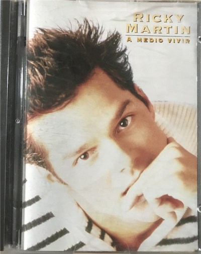 Ricky Martin - A Medio Vivir download mp3 flac