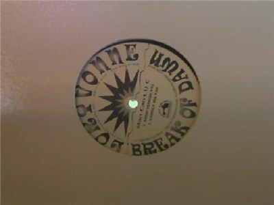 Loryvonne & Break Of Dawn - Man Can't U C download mp3 flac