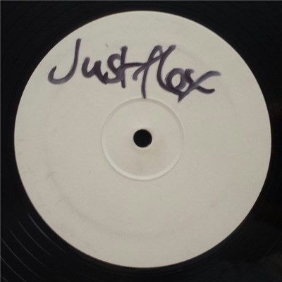 Beezley Feat MC Woody 1 - Just Flex download mp3 flac