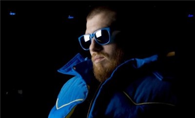 R. Kelly & Ron Browz - Club To A Bedroom (Remix) download mp3 flac
