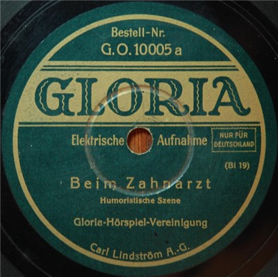 Gloria-Hörspiel-Vereinigung / Gloria-Streich-Orchester - Beim Zahnarzt download mp3 flac
