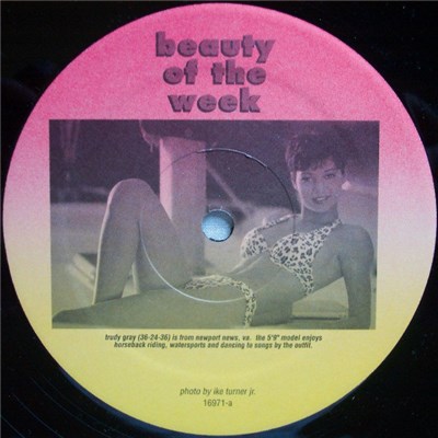 The Outfit - Beauty Of The Week / 3 Mics, 2 Marks, 1 Jas download mp3 flac