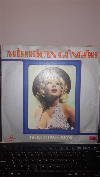 Mihrican Güngör - Bekletme Beni download mp3 flac