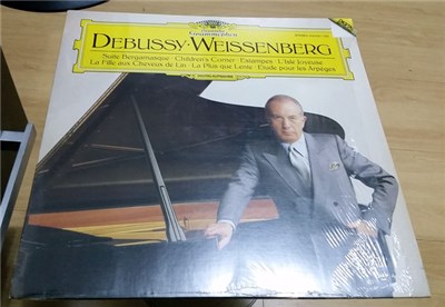 Debussy / Weissenberg - Suite Bergamasque - Children's Corner - Estampes - La Fille Aux Cheveux De Lin - La Plus Que Lente - Etude Pour Les Arpèges download mp3 flac