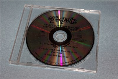 Aerosmith - Devil's Got A New Disguise download mp3 flac