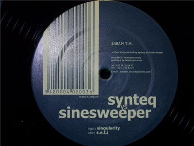 Synteq vs. Sinesweeper - Singularity / S.E.T.I. download mp3 flac