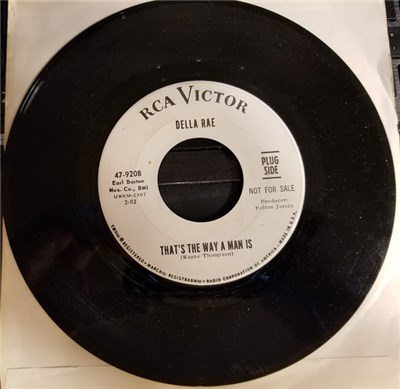 Della Rae - That's The Way A Man Is download mp3 flac