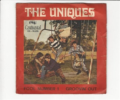 The Uniques - Fool Number 1 / Groovin'Out download mp3 flac