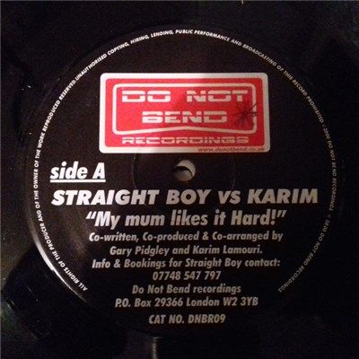 Straight Boy vs Karim - My Mum Likes It Hard! / Pandora download mp3 flac