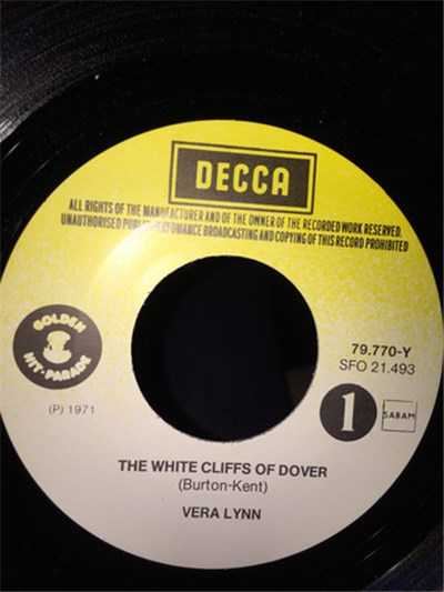 Vera Lynn - The White Cliffs Of Dover download mp3 flac