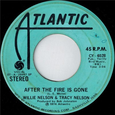 Willie Nelson & Tracy Nelson - After The Fire Is Gone download mp3 flac