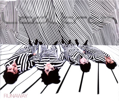 Ladytron - Runaway download mp3 flac