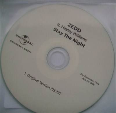 Zedd ft. Hayley Williams - Stay The Night download mp3 flac