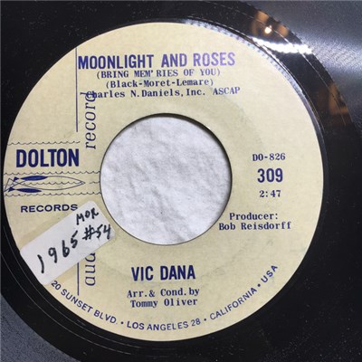Vic Dana - Moonlight And Roses (Bring Mem'ries Of You) download mp3 flac