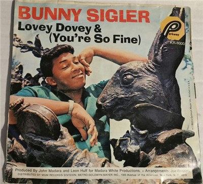 Bunny Sigler - Lovey Dovey & (You're So Fine) download mp3 flac