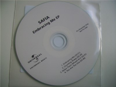 Safia - Embracing Me EP download mp3 flac