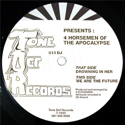 4 Horsemen Of The Apocalypse - Drowning In Her / We Are The Future download mp3 flac
