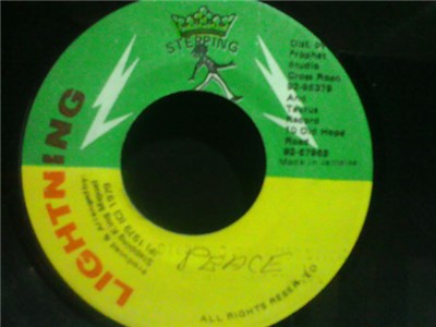 Stepping King Miguel - Peace And Love download mp3 flac